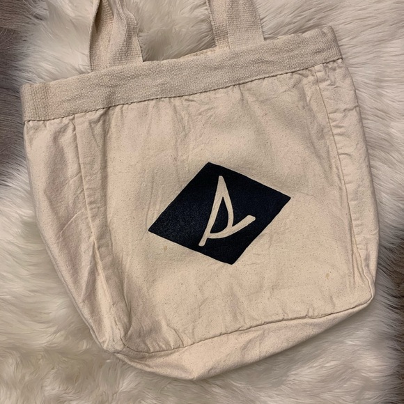 Sperry Since 1935 Large Canvas Tote Bag - Picture 11 of 15